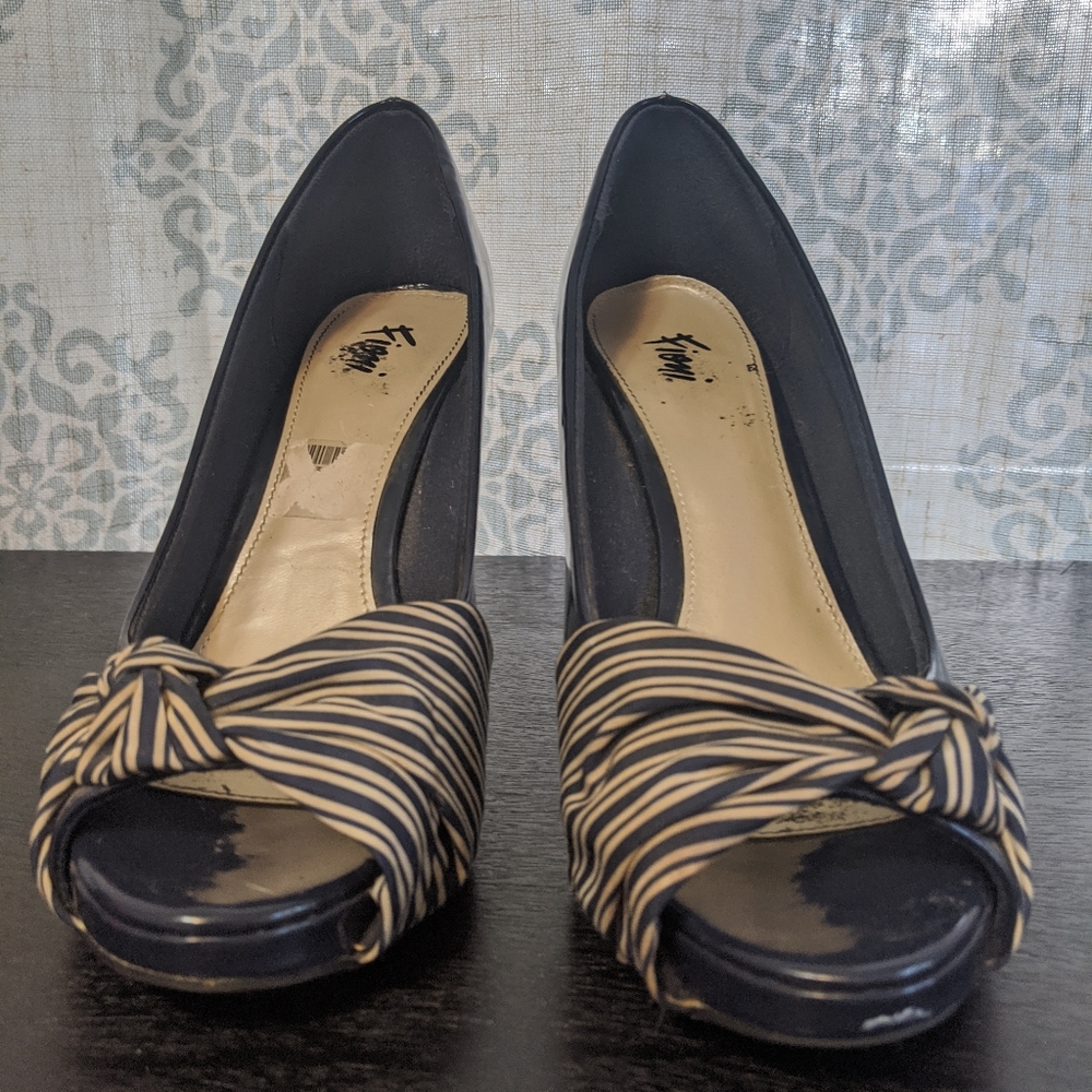Fioni "sailor" peep toe heels